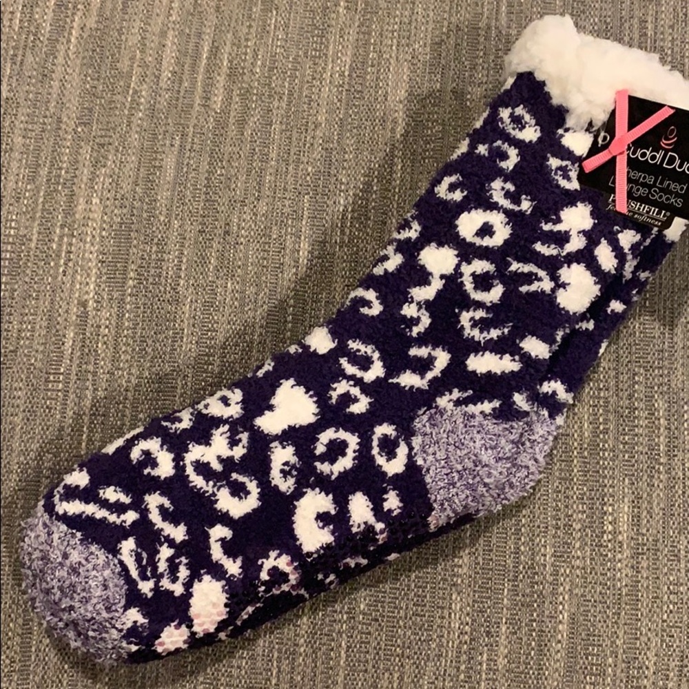 NWT Cuddl Dud Sherpa Lined Socks Cheetah